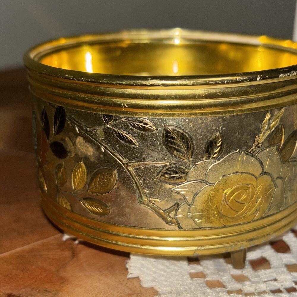 Vintage Rare Sankyo Gold Tone Powder Music Box